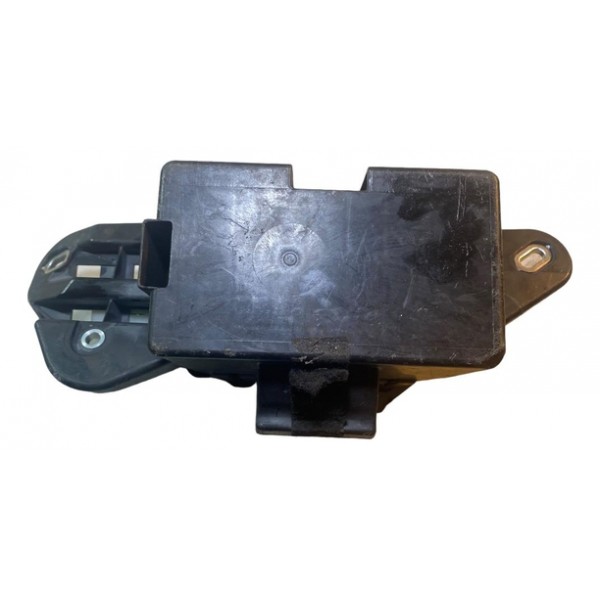 Caixa Bateria Auxiliar Mercedes A200 2014