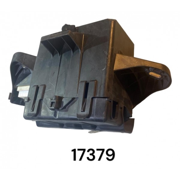 Caixa Bateria Auxiliar Mercedes A200 2014