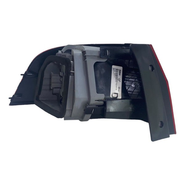 Lanterna Traseira Direita Voyage G6 G7 (canto)