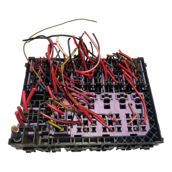 Caixa Fusível Motor Saveiro/ Gol 1.6 8v G6 G7 G8