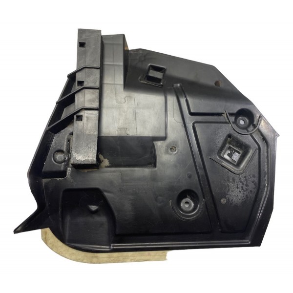Suporte Dreno Água Porta Tras. Esq. Mercedes B200 2015 15875