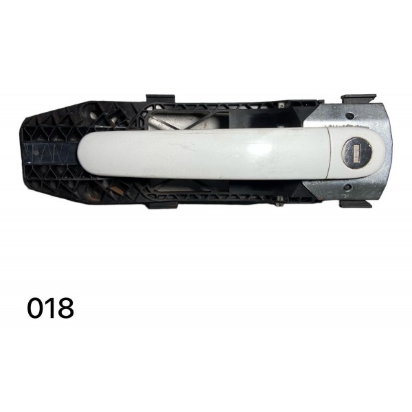 Maçaneta Externa Dianteira Esquerda Vw Jetta 2011 A 2015 018