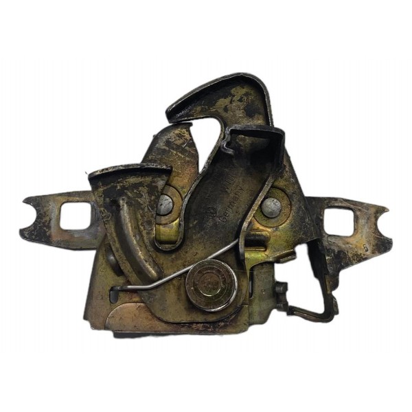 Fechadura Capô Dianteiro Vw Golf 1994 A 1997 15126