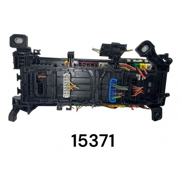 Caixa Fusivel C/reles Mercedes A200 Gla200 B200 12/19 15371