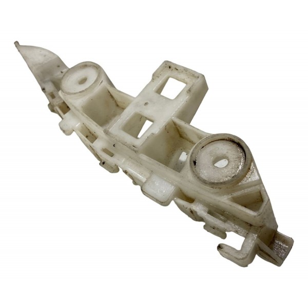 Guia Parachoque Dianteiro Direito Vw Gol Voyage G6 G7 13938
