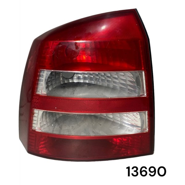 Lanterna Esquerda Chevrolet Astra Hatch 2005/2011 13690