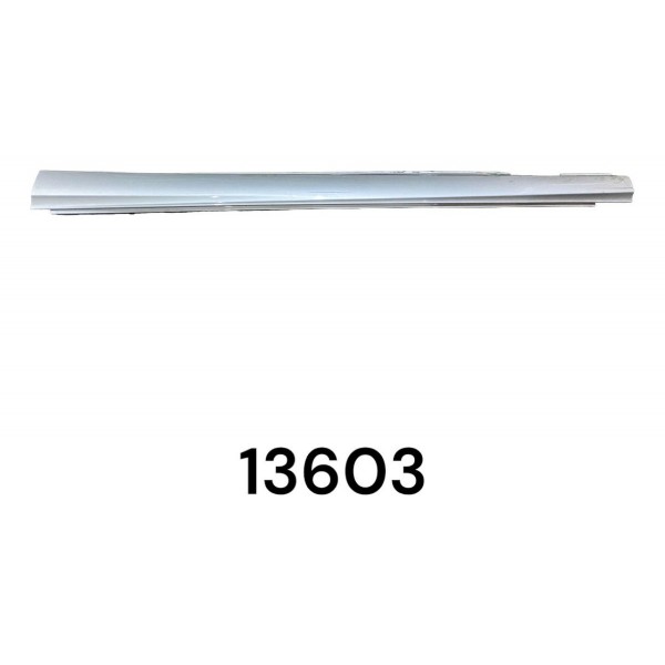 Spoiler Lado Esquerdo Mercedes B200 2013 13603