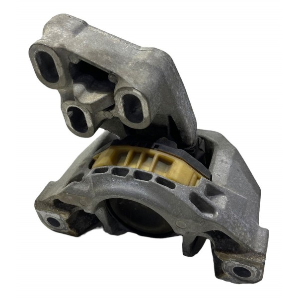 Suporte Coxim Esquerdo Motor Mercedes B200 2013 13534