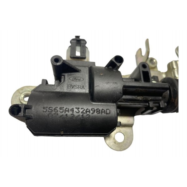 Trava Tampa Porta Malas Ford Fiesta 2008/14 13394