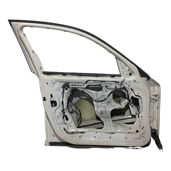 Porta Dianteira Esquerda Bmw 118i 120i 2006 2010