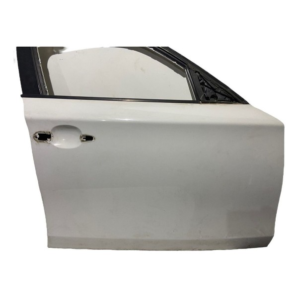 Porta Dianteira Direita Bmw 118i 120i 2009