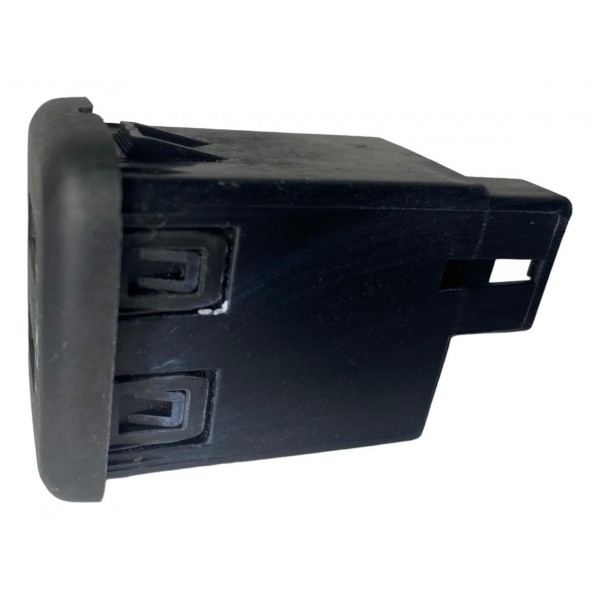 Entrada Usb Traseira Console Tracker 2020 A 2023 26213272
