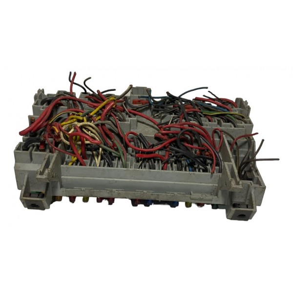 Caixa Fusiveis Corsa Classic 1.0 8v 1995/12