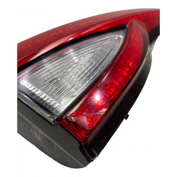Lanterna Tampa Esquerda Fiat Argo 2017/2021 49450748