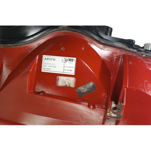 Lanterna Traseira Direita Volkswagen Amarok 2011 2016