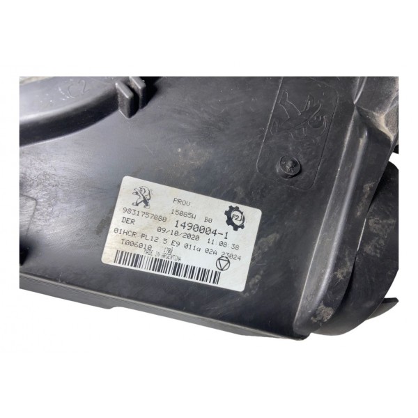 Farol Direito Peugeot 208 2021 2022 9831757880