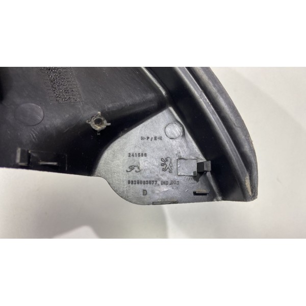 Moldura Interna Retrovisor Direito Peugeot 206 9625863577