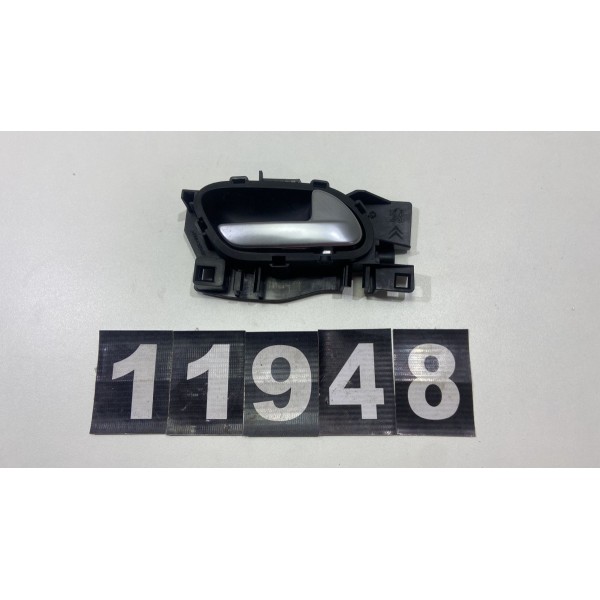 Maçaneta Dianteira Direita Peugeot 208 2019 96605253