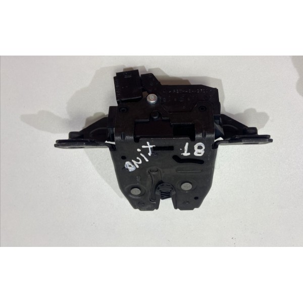 Fechadura Tampa Da Mala Chevrolet Onix 2019 13524683