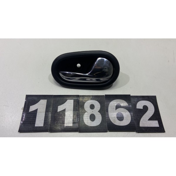 Maçaneta Interna Direita Renault Sandero 2021 806708506r