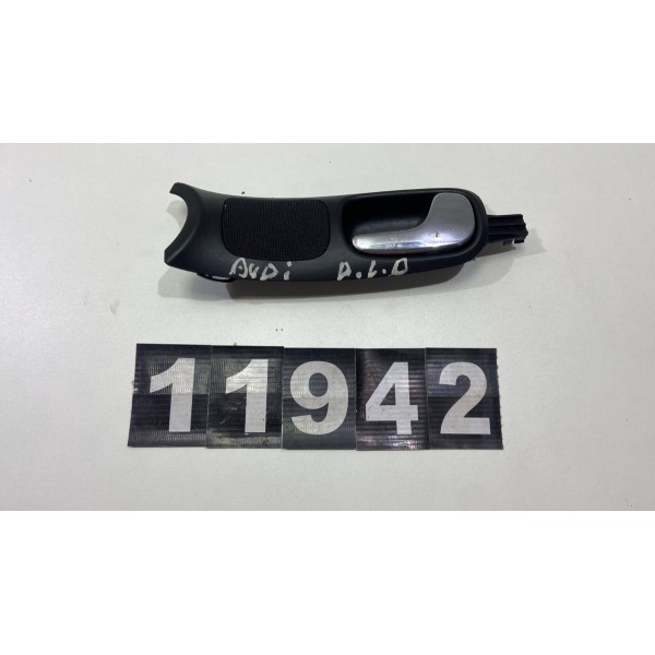 Maçaneta Interna Dianteira Direita Audi A4 8200379248