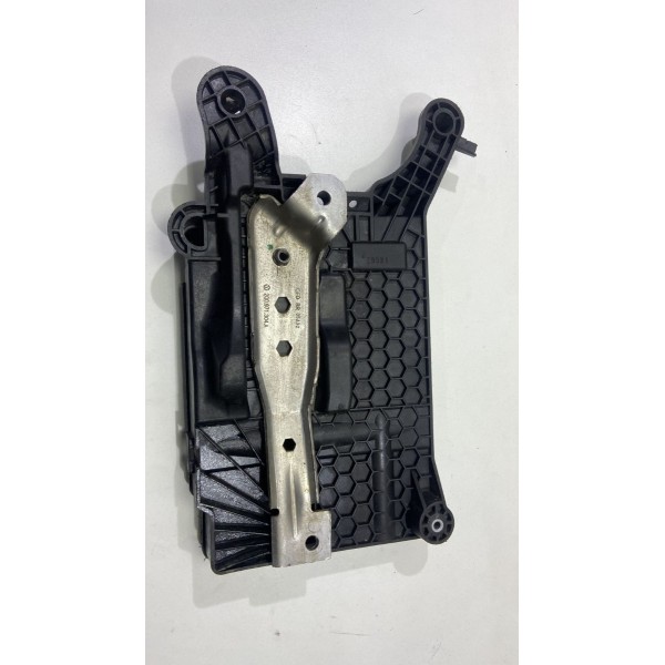 Suporte Caixa De Bateria Vw Polo 2019 200971304a *11800