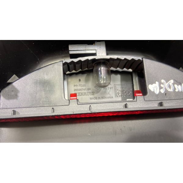 Break Light Renault Sandero 2018 265987418r *11730 Cx205