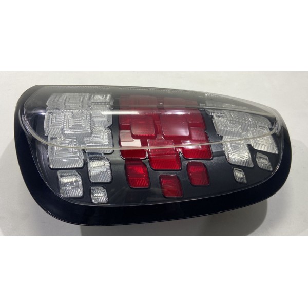 Lanterna Direita Fiat Uno Vivace 2017 Original 519317350