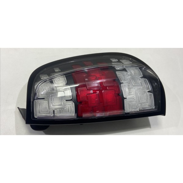 Lanterna Direita Fiat Uno Vivace 2017 Original 519317350