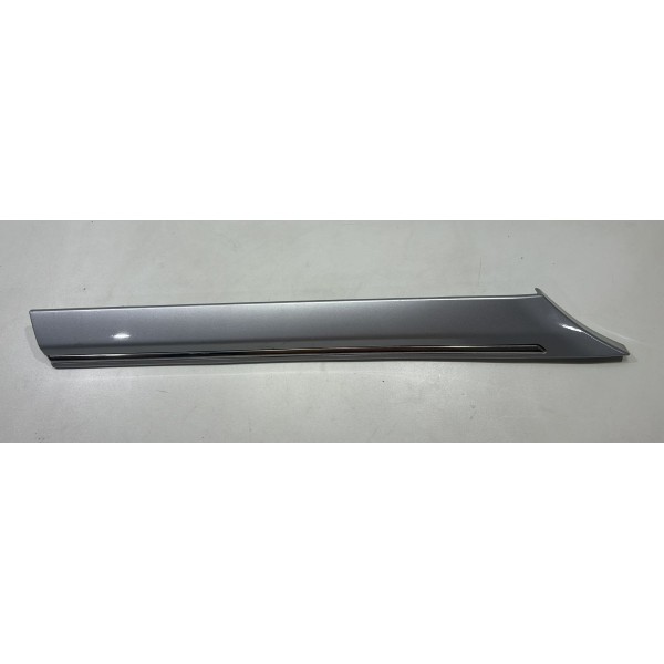 Moldura Porta Traseira Direita Clc 200 2011 A2036903882