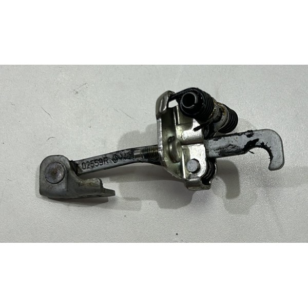 Limitador Traseiro Esquerdo Renault Sandero 2020 *11544