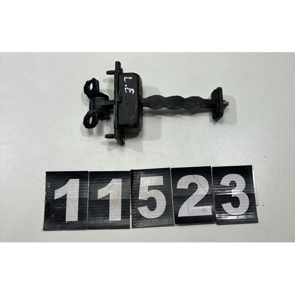 Limitador Porta Dianteira Esquerda Clc200 2010 *11523 Cx201