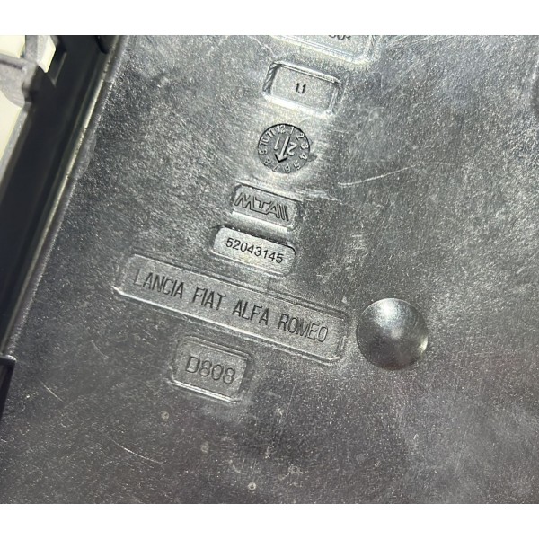 Tampa Fusivel Da Bateria Fiat Argo 16/21 52043145 *11459
