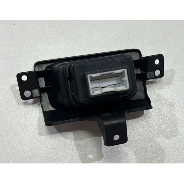 Moldura Botao Usb Auxiliar Paineltucson 2013 U08b453800
