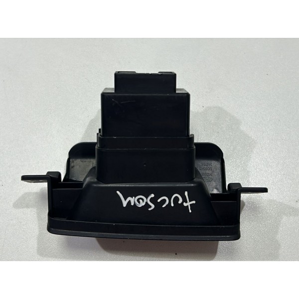 Moldura Botao Usb Auxiliar Paineltucson 2013 U08b453800