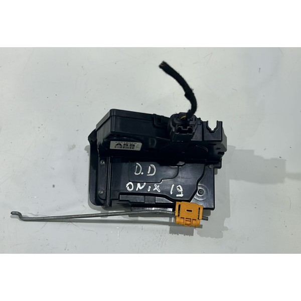 Fechadura Dianteira Direita Onix 2019 *11182 Pr101