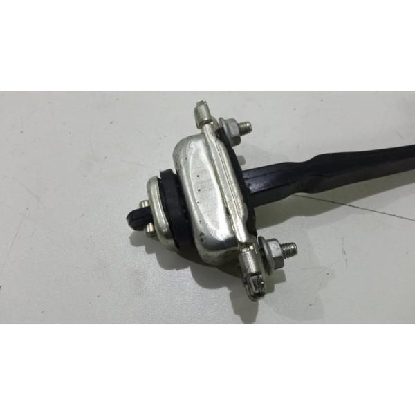 Limitador Traseiro Direito Gm Onix 2018 *10533