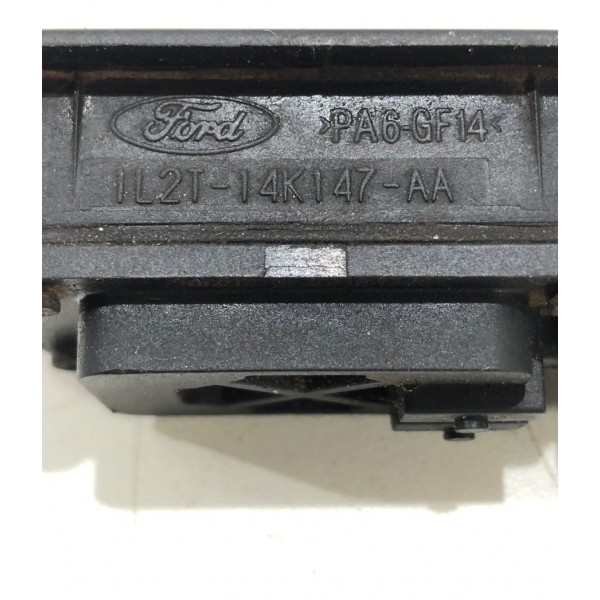 Botão Tampa Traseira Porta Malas Evoque 2013 *10379 Cx191