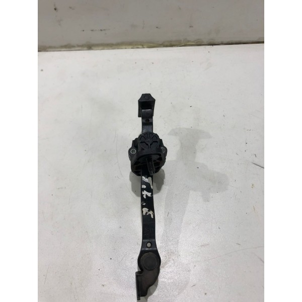 Limitador Traseiro Esquerdo Jeep Renegade 2018 *10385
