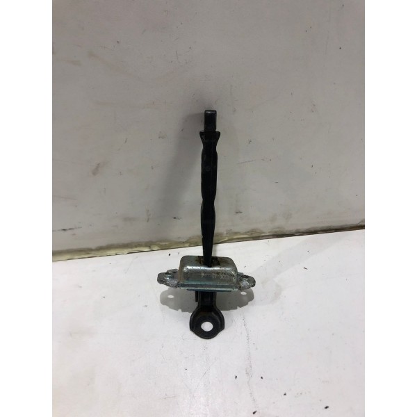 Limitador Dianteiro Direito Kia Soul 2010 *10399