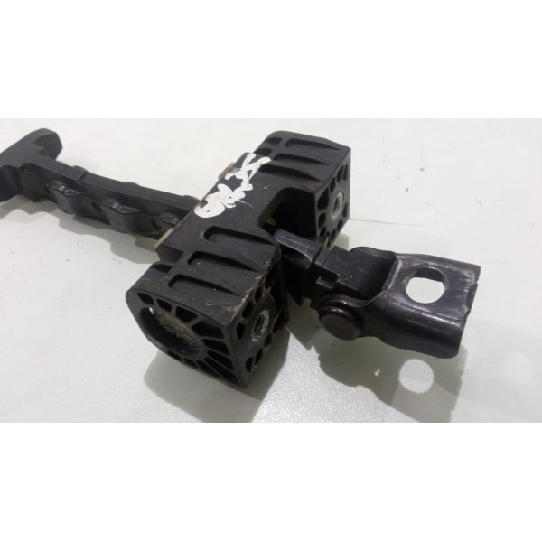 Limitador Dianteiro Direito Vw Jetta *10648