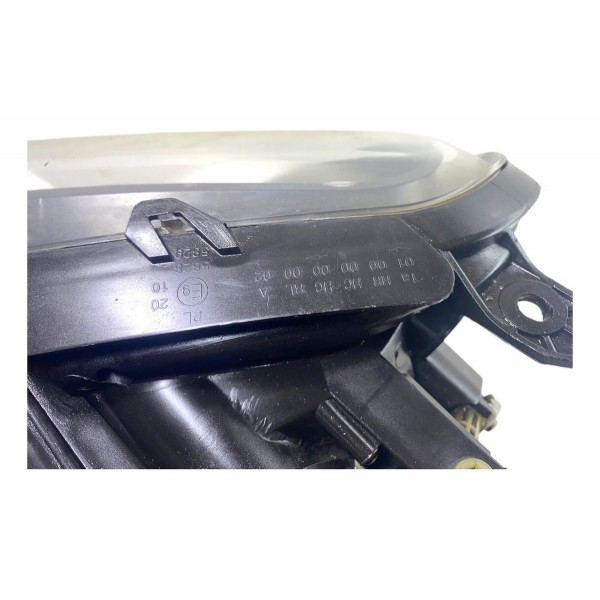 Farol Lado Direito Volkswagen Amarok 2011 2012  2014 2022
