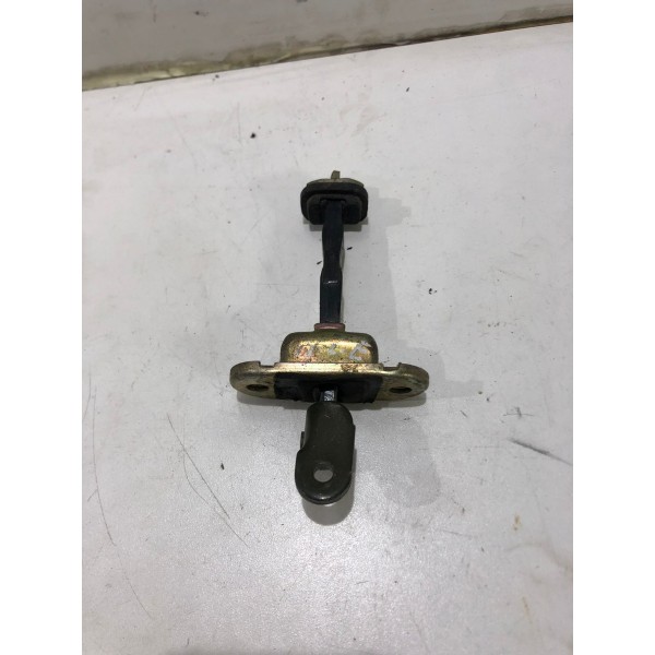 Limitador Dianteiro Esquerdo Chery Qq 2011 *10395