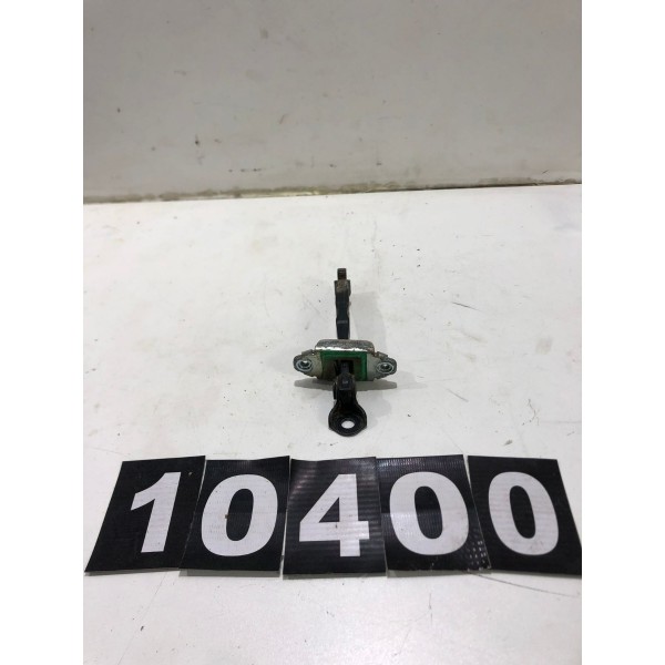 Limitador Traseiro Direito Kia Soul 2010 *10400