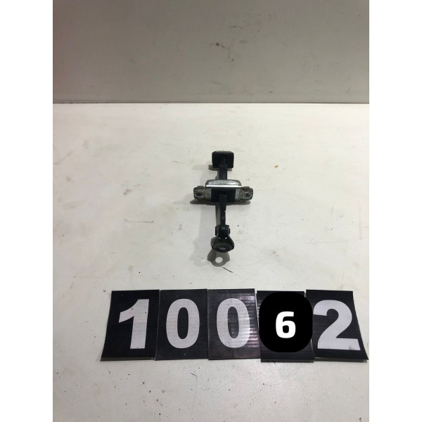 Limitador Dianteiro Direito Hyundai I30 *10162