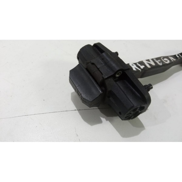 Limitador Dianteiro Direito Jeep Renegade *10179