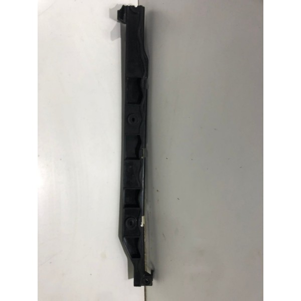 Guia Parachoque Traseiro Vw Fox 2011 5z6807863 *9972 Cx183
