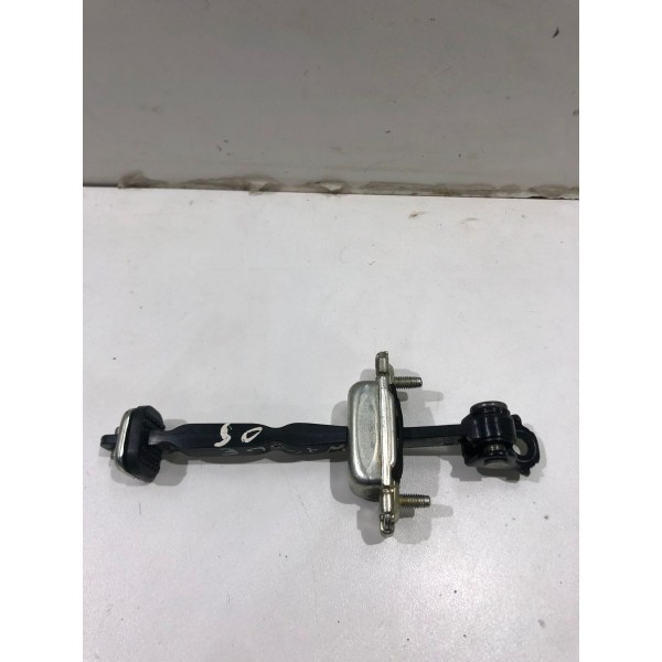 Limitador Dianteiro Esquerdo Gm Onix Active Cx182 9795