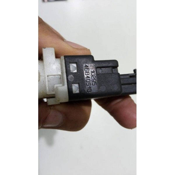 Interruptor Luz Freio Fiat Uno Siena 46840510 *9595