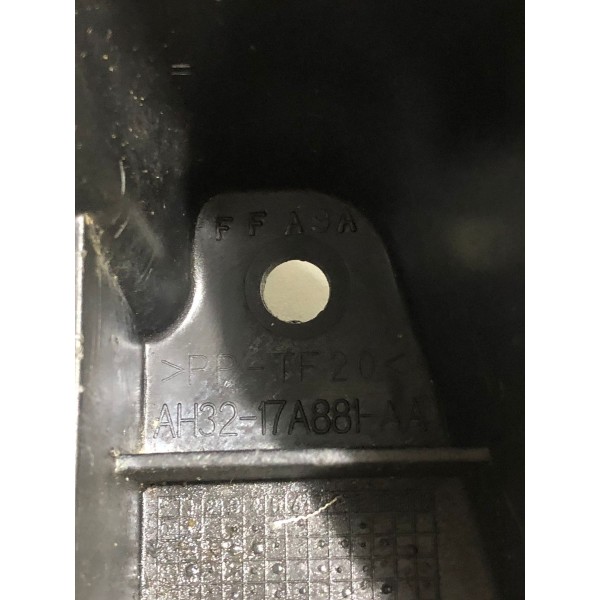 Guia Parachoque Tras. Dir. Range Rover Ah3217a881a *9533